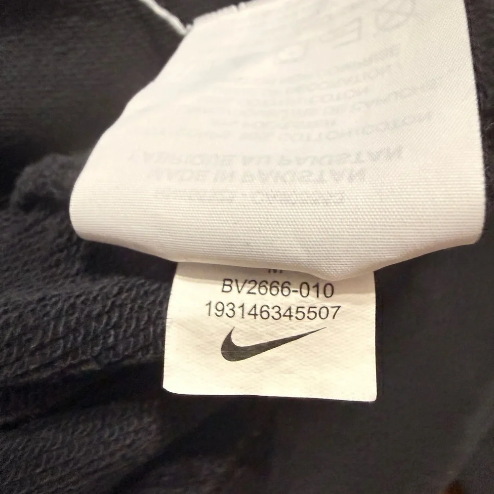 Nike Men's Black Crewneck Sweatshirt